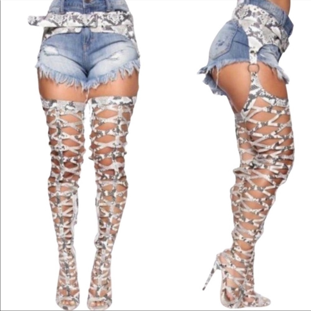 NIP BOOTS4BAE  Snake Skin Thigh High Statement Stiletto Boots 7